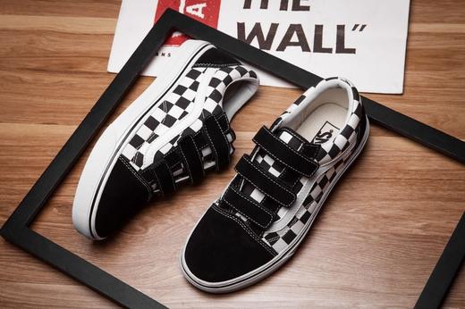 VANS范斯黑白色经典款棋盘格魔术贴运动休闲帆布鞋 尺码：35 36 36.5 37 38 38.5 39 40 40.5 41 42 42.5 43 44✌️ 商品图0