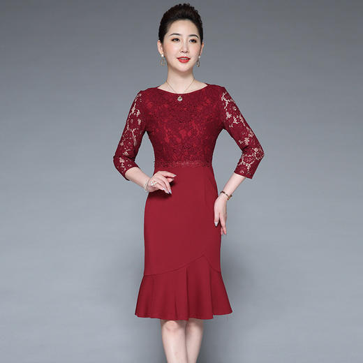 ZY-Q5386新品蕾丝镂空修身气质连衣裙下摆不规则包臀裙 商品图0