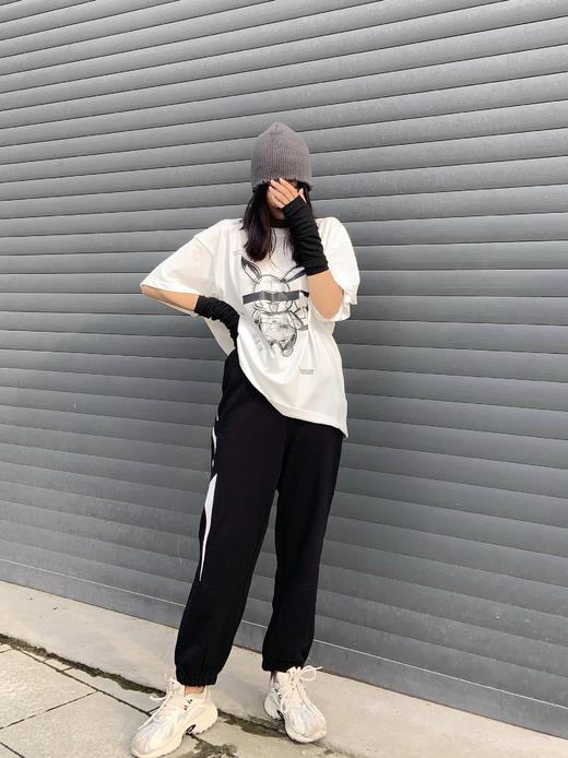 UBRANDS X NB neil barr**tt 闪电联名款  宽松裁剪女款收口九分卫裤 WK342 商品图2
