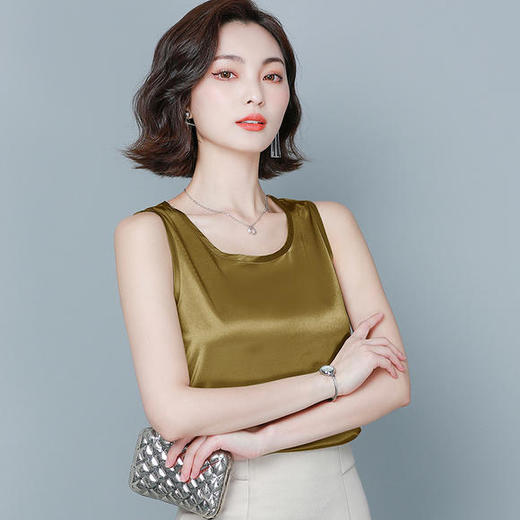 KQL-3128F6690夏新款时尚百搭缎面无袖打底衫 商品图2