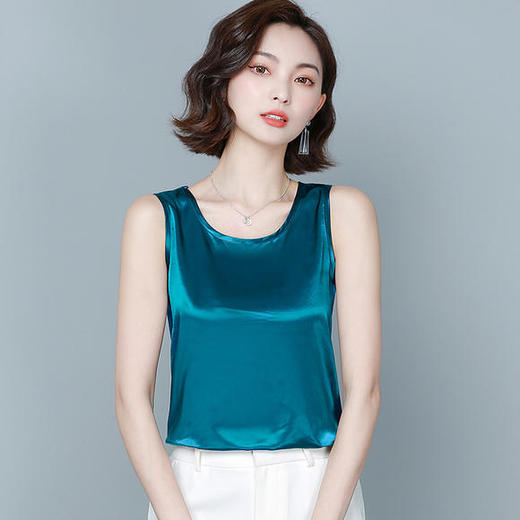 KQL-3128F6690夏新款时尚百搭缎面无袖打底衫 商品图3