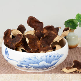 小村长私厨丨滋阴温补，新会陈皮土茯苓煲猪骨