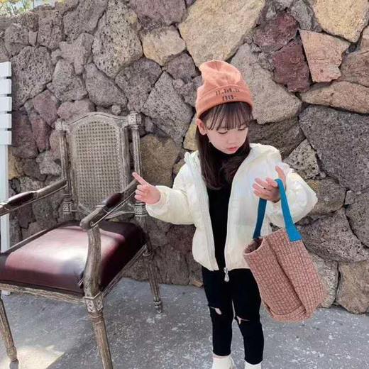 时尚雪羽绒服21601 商品图1