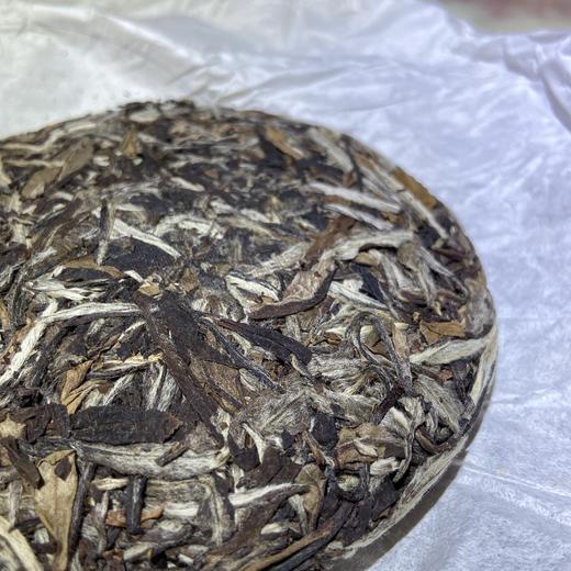 福鼎白茶 | 牡丹王 2014年的白茶饼，选用优质大白茶制作而成  200g  680元/饼 商品图1