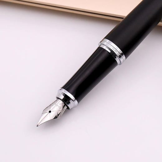 派克（PARKER）都市系列 磨砂黑白夹钢笔/墨水笔 商品图4