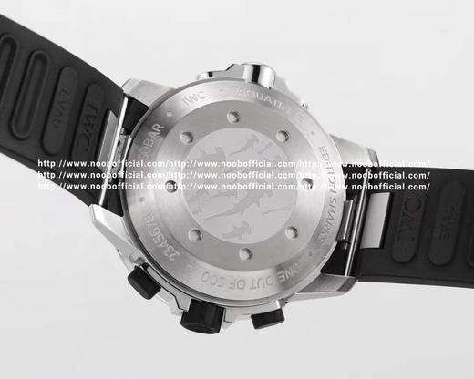 V6-FACTORY 🔥“鲨鱼”特别版
鲨鱼基因
非凡的适应能力，超越他人的捕猎技能，
让鲨鱼，成为深海里的王者。
而保护海洋，是它坚毅的使命。
海洋是如此的神秘、壮美，
正是各种基因之间的合作与竞 商品图6