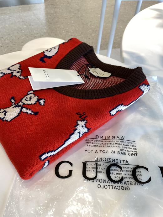 点此购买 GUCCI女款动物世界V领针织背心 曾153465 商品图9