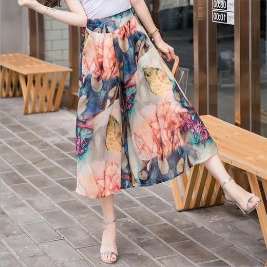 QQZJ-50934F422AF夏新款高腰大裤脚不规则印花七分裤 商品图0