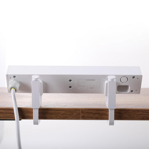 MOTOSTUHL摩伽 黑色桌上多功能集成插座 商品图3