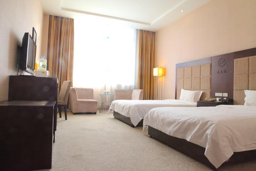 【天成园酒店】标准间 商品图5