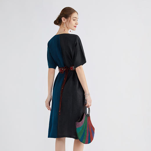 TANGY Collection/天意2020秋季新品兰茛拼色女士连衣裙 商品图2