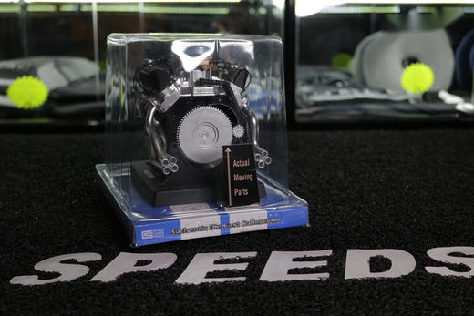 Shelby Cobra 427 可动发动机模型 商品图0