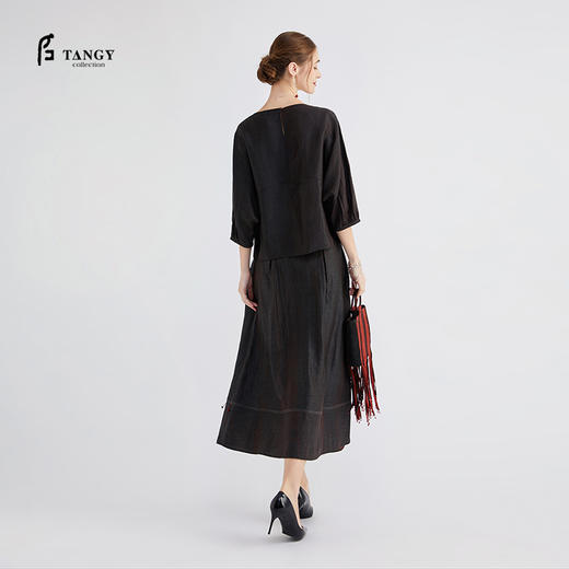 TANGY Collection/天意2020秋季新品茛绸绣花女士单上衣 商品图3