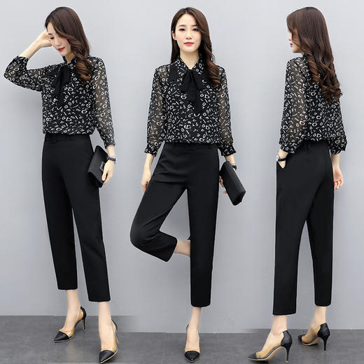 WZNH-SLYY9A19配腰带 配领带  2020新款女气质通勤优雅印花翻领直筒裤套装 商品图1