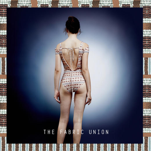 THE FABRIC UNION「高贵的野蛮人」系列服装 度假深V领连体泳⾐(百搭紧身连体衣)  现货 商品图3