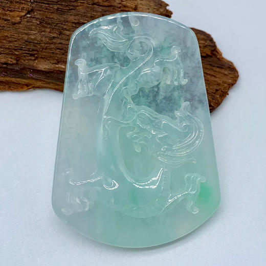 派瑞翡翠 翡翠龙牌 糯种 飘花 商品图0