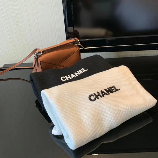 chanel/香奈儿V领两色针织衫！！一件针织衫让你整个搭配质感upup起来! 商品图4