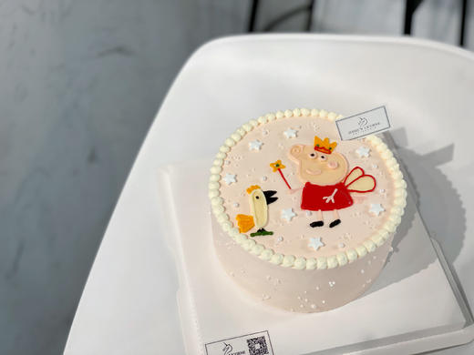 小猪佩奇手绘复古宝宝生日卡通奶油蛋糕 商品图1
