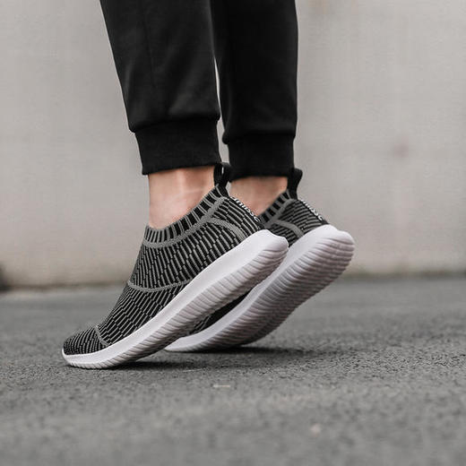 AITISSC裸感轻跑鞋——舒适轻弹，透气不闷脚 商品图4