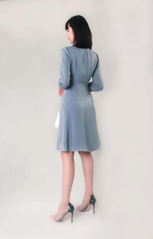 腰部造型可拆西服领连衣裙 商品图3