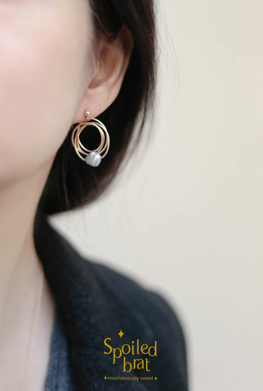 spoiledbrat jewelry多圈银色异形珍珠耳环 商品图4