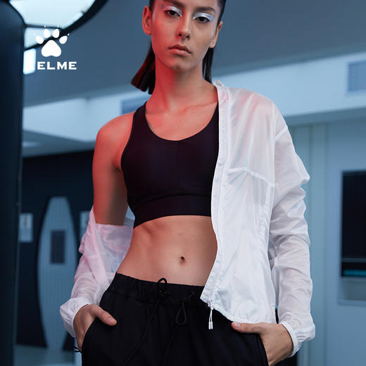 卡尔美女子春季新款防风外套 商品图2