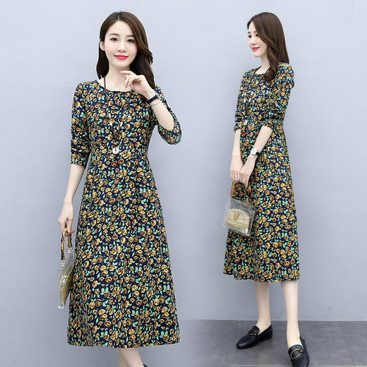 WZNH-WN7019新款复古文艺圆领磨毛打底连衣裙 商品图3