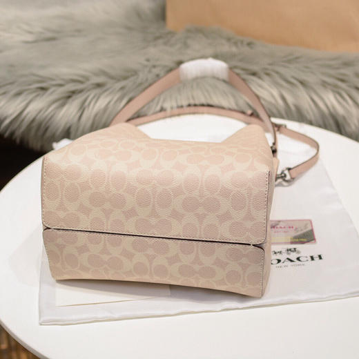 夏日特价💰480 COACH/蔻驰 水桶包89003经典 CHARLIE水桶包，具有考究的日常风格,大容量设计,质感轻盈。 商品图4