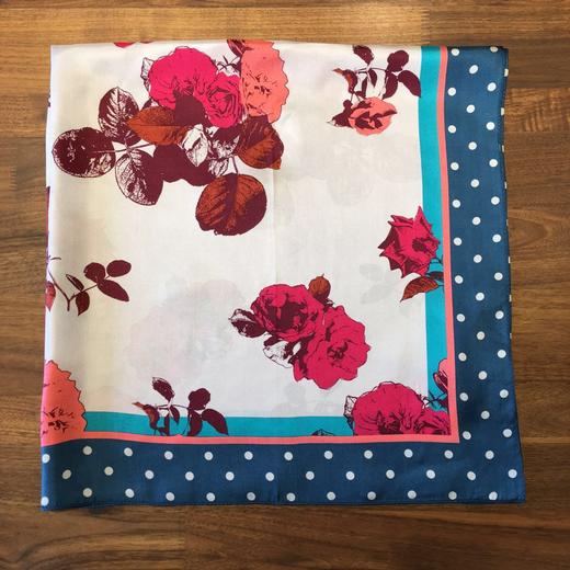 【市集专拍链接】桑蚕丝斜纹绸印花大方巾（出口法国老佛爷百货） 商品图1