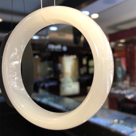 南1宝瑞源和田白玉手镯 商品图1