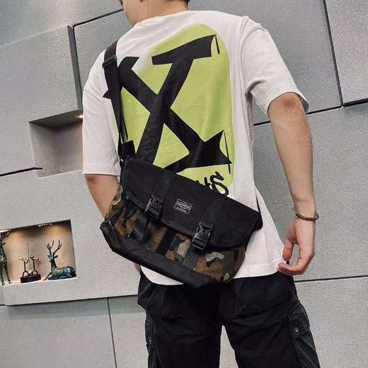 杉木山装 男女 休闲时尚 挎包 潮包 百搭款 运动包 JX100 商品图2