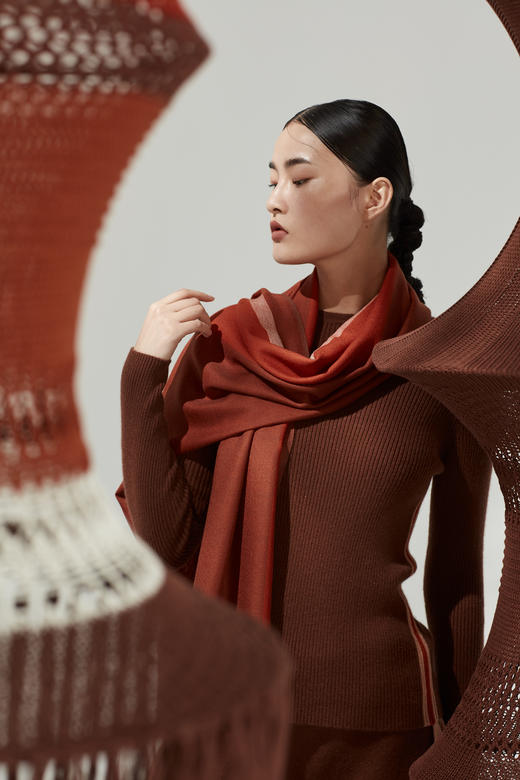  条纹撞色羊绒围巾 SJF92P818A 商品图0