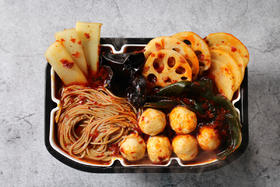 吃粗来鱼丸粗粮面火锅