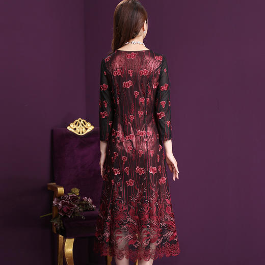 WXY-W-M1-6566新款女婚宴装妈妈礼服网纱法式刺绣A字裙 商品图1