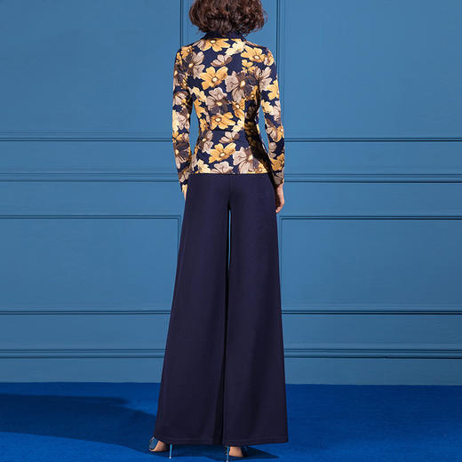 SSGS-F633新款名媛女神范花色针织上衣阔腿裤套装两件套 商品图1