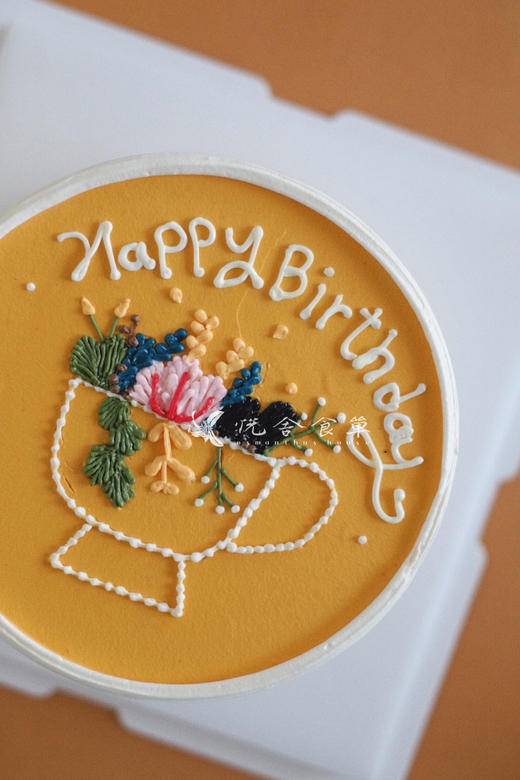 刺绣手绘生日奶油蛋糕 商品图1