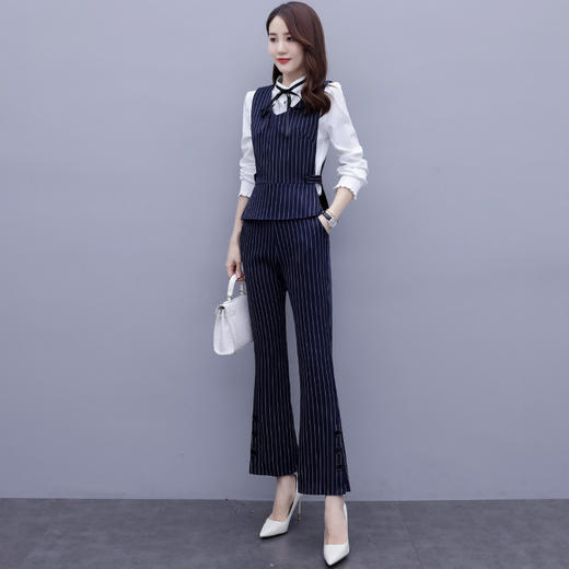 MQQ-3646洋气职业装初秋新款气质衬衣显瘦条纹马甲三件套 商品图1