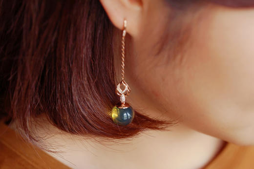 贵妃笑·墨西哥蓝珀18K玫瑰金镶钻耳饰 商品图5