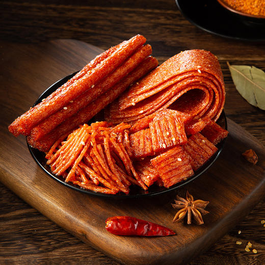 【刻凡网红小辣条棒辣皮125g、3包】网红休闲怀旧零食品 商品图2
