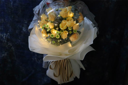 守望挚爱----高档波波球19支玫瑰花束三选一 商品图2