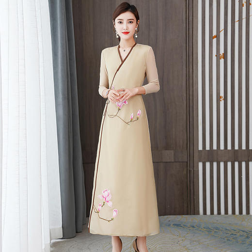 XYX-9175汉服长裙V领修身气质玉兰刺绣桑蚕丝连衣裙 商品图4