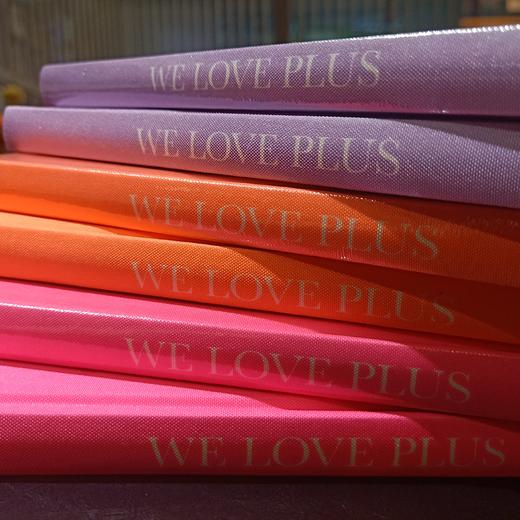 WeLovePlus笔记本（默认随机发货，如有特殊要求下单时请备注颜色） 商品图5