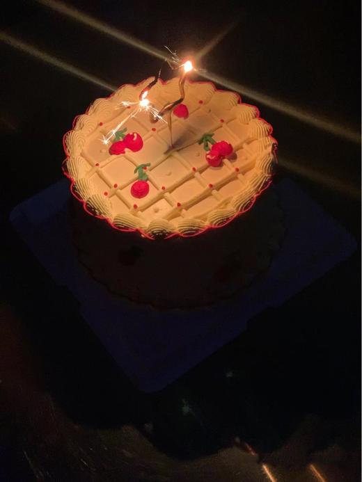 狮子家-网红生日蛋糕 樱桃手绘 情人节纪念日蛋糕 聚会 仪式感必备 商品图1