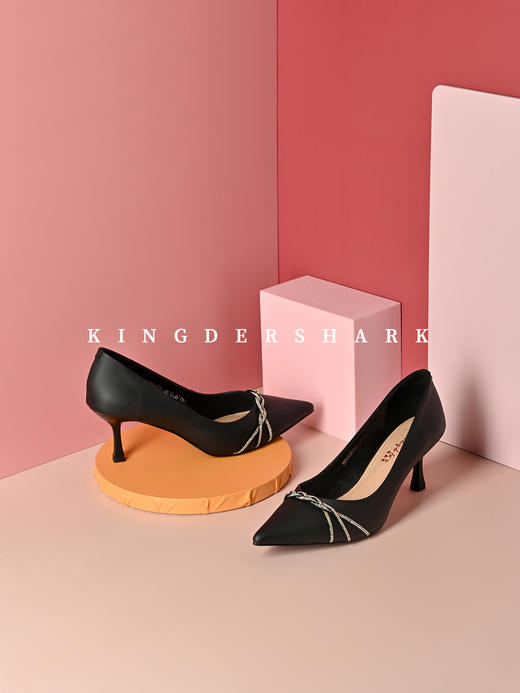 经典鲨2020秋季新品时尚精致KW1170317231浅口女单鞋 商品图1