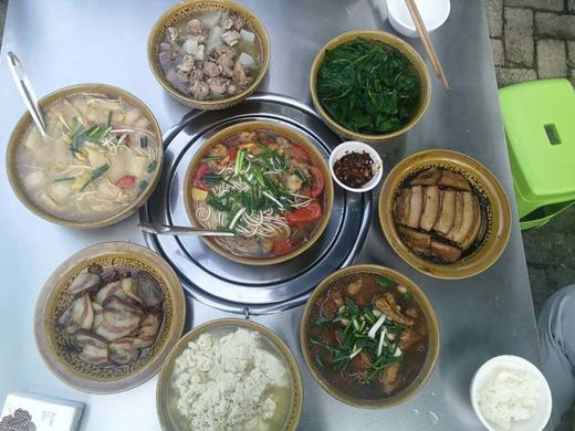 万峰林·松林烧烤园 |周末聚餐，烧烤套餐、布依八大碗； 商品图2