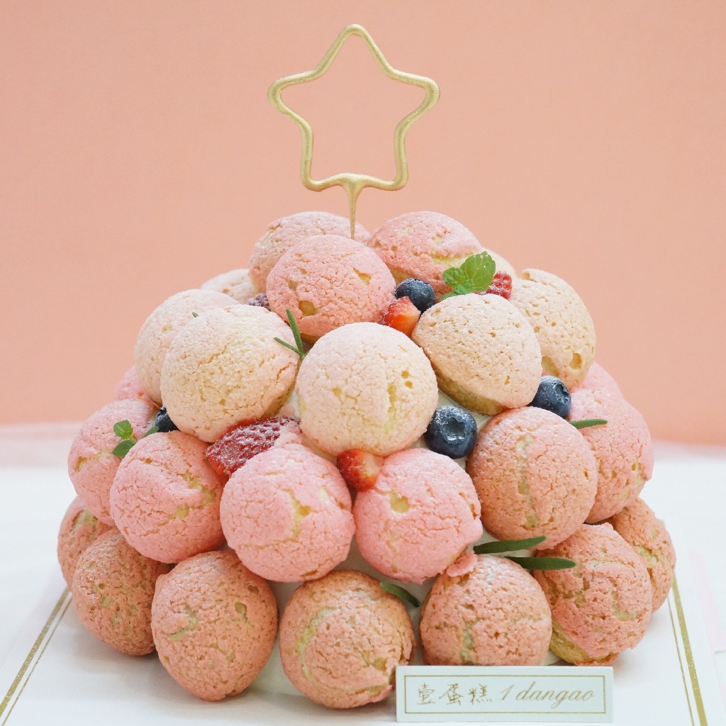 泡芙塔蛋糕/ cake