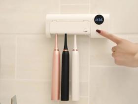  根据央视报道：使用3周后的牙刷细菌是马桶的80倍！你的牙刷够干净了吗？ 