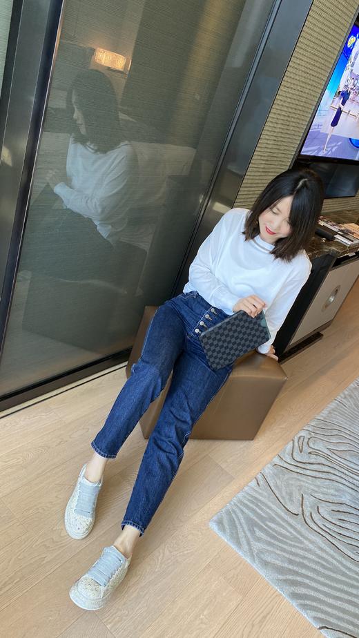 ［预售］Westory限量预售新款优雅休闲镶钻闪闪发光炸街款运动平底鞋W20CM70701 商品图9