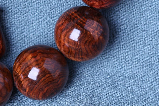 海黄1.8X13颗水波纹山峰纹手串 h42 商品图3