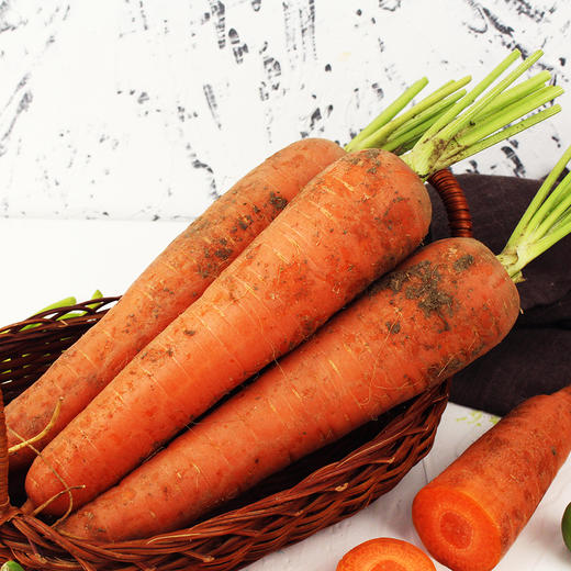 带泥胡萝卜 800g/份【青点日日鲜蔬】205